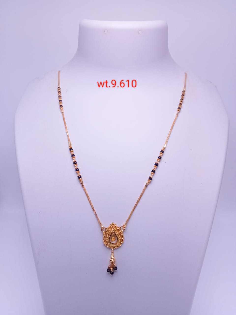 Traditional Gold Pendant Mangalsutra